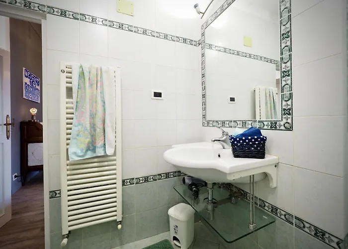 Dimora Del Carmine - Acquario - Genovabb It *